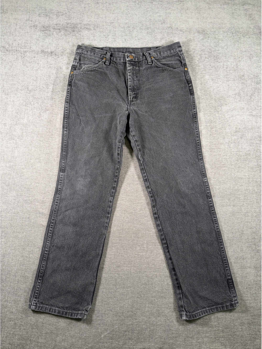 Wrangler Men's 33x30 Black Denim Jeans
